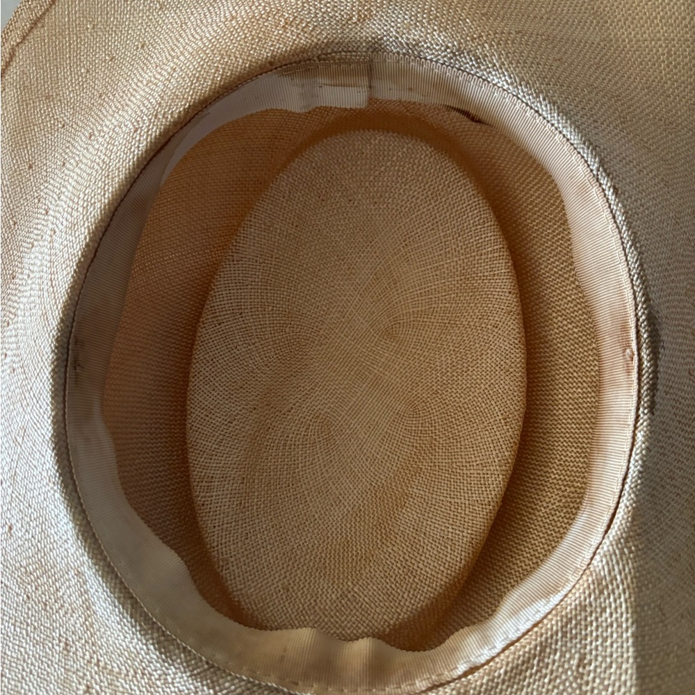 Vintage straw broad brimmed hat with veil - Picture 2 of 7